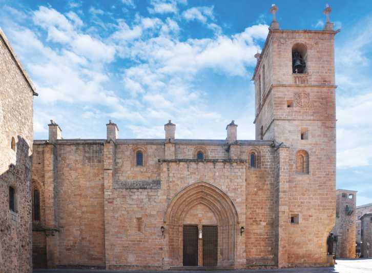 Cáceres: Concathedral of Santa Maria Ticket with Audio Guide