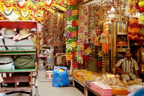Delhi: Private Half-Day Guided Shopping Tour with Transfer