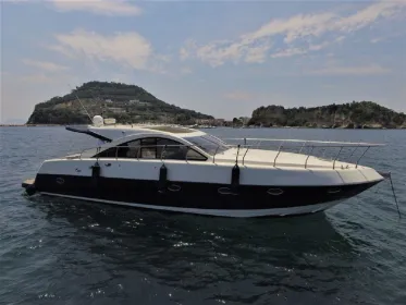 All-Inclusive-Yacht in der Bucht von Taormina