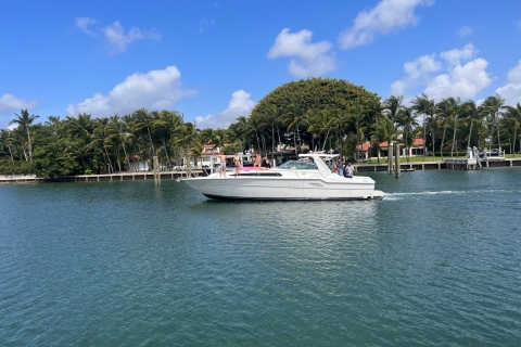 Miami: Private Yachttour mit Champagner & Annehmlichkeiten2-stündige private Yachttour