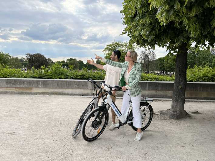 Pariz: popoldanski voden ogled z električnim kolesom za manjše skupine