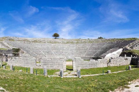 Ioannina: Dodoni Theater & Archaeological Museum tour