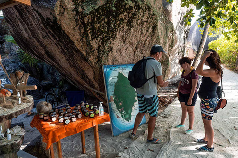 Von Praslin aus: La Digue Selbstgeführte Fahrradtour mit Fährenfahrt