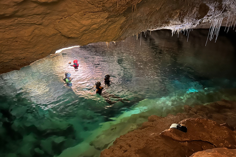 Majorque : Visite guidée d&#039;exploration de grottes aquatiques