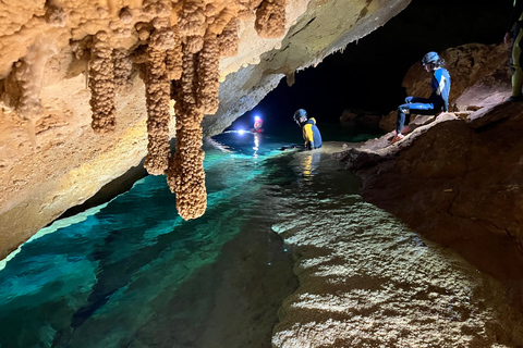 Mallorca: Exploração de cavernas aquáticas: tour guiadoMaiorca: excursão guiada à exploração de cavernas aquáticas