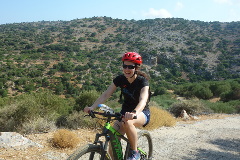 Pequenos vilarejos e a natureza de Creta. Passeio de E-BikeDe Analipsi: passeio off-road de bicicleta elétrica