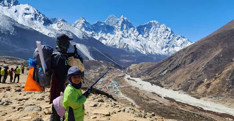 The BEST Everest Base Camp Trekking Route Summer activities 2023 - FREE