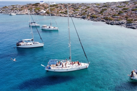 Heraklion: Excursión vespertina en velero a la isla de Dia con comidaExcursión en velero de Agia Pelagia a Hersonissos