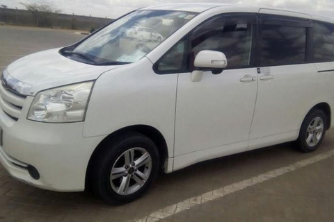 Nairobi: Airport transfers to city hotels and returnAirport transfer in Nairobi