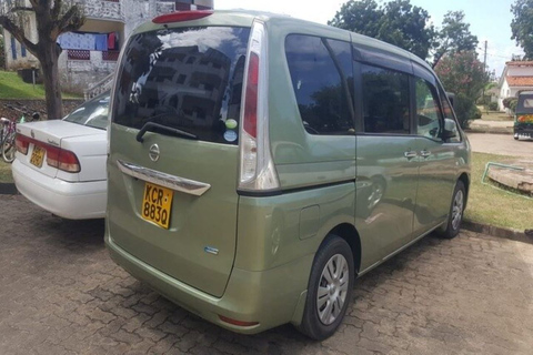 Nairobi: Airport transfers to city hotels and returnAirport transfer in Nairobi