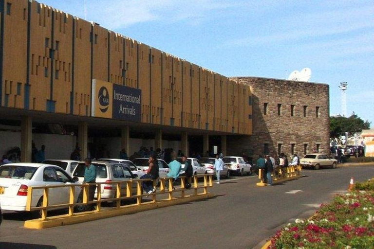 Nairobi: Airport transfers to city hotels and returnAirport transfer in Nairobi