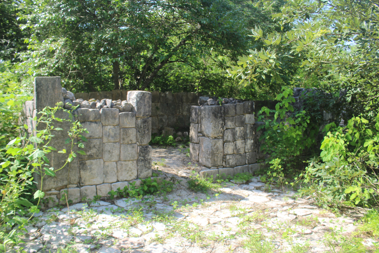 Cancun: Chichen Itza &amp; Yaxunah Ruins Privat tur med CenotePrivat rundtur med upphämtning