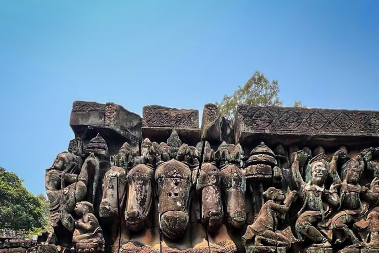 Siem Reap: Angkor Wat 2-Day Tour with Sunrise and Sunset Private tour