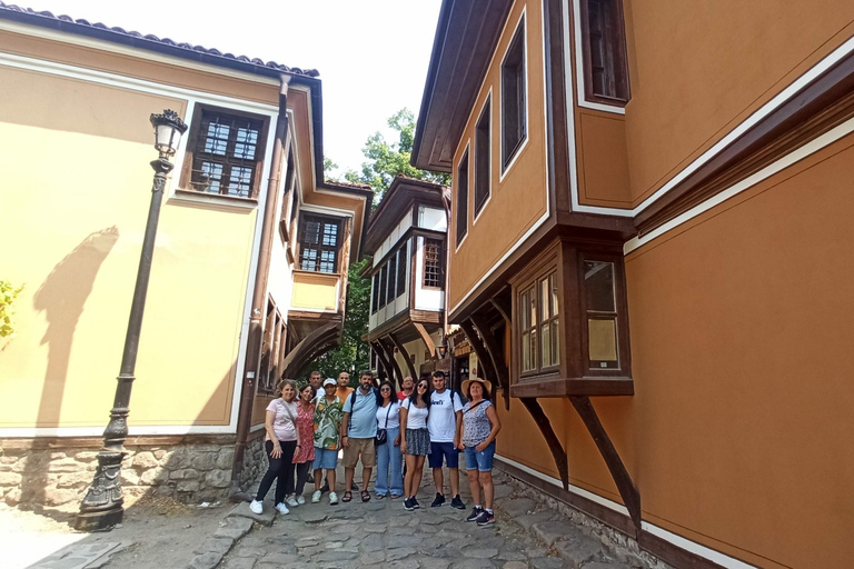 Plovdiv: tour de un día en grupo reducidoTour guiado en inglés