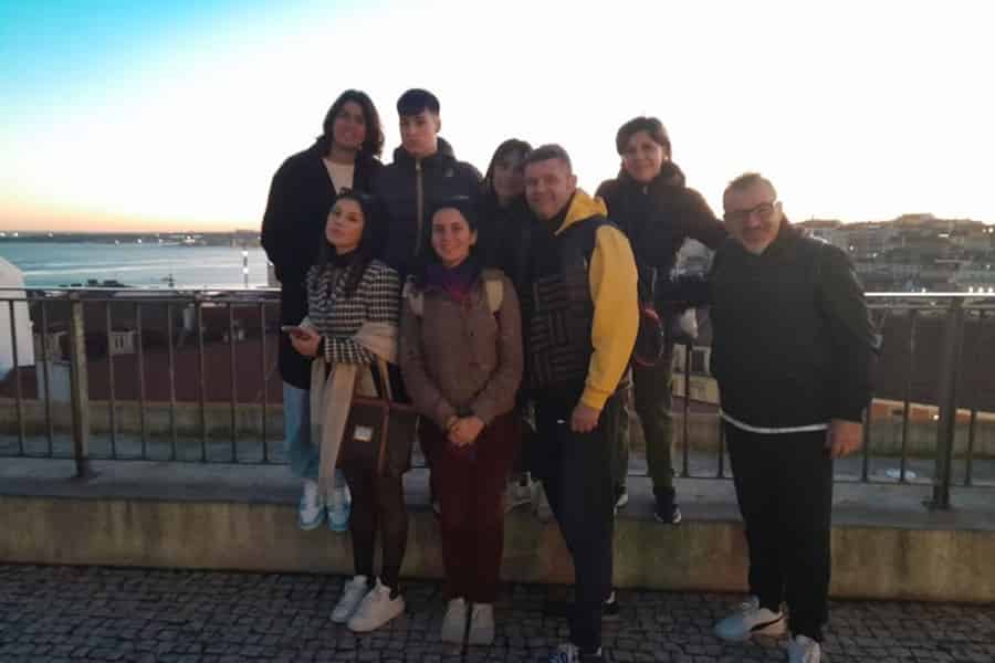 Private Custom Tour mit einem ortskundigen Guide Lissabon. Foto: GetYourGuide Private Custom Tour mit einem ortskundigen Guide Lissabon. Foto: GetYourGuide