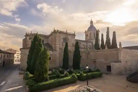 Cathedral of Santa Maria Entry Ticket