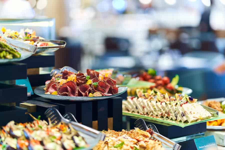 Dubai: Buffet Dinner im Saffron im Atlantis the Palm