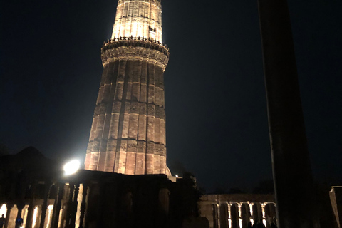 Tour panoramico privato serale di DelhiTour privato di mezza giornata di Delhi in auto con aria condizionata senza ingressi