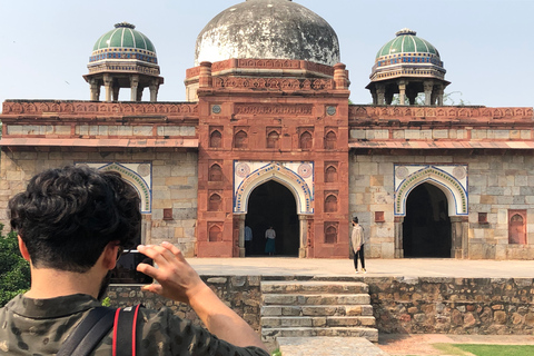 Tour panoramico privato serale di DelhiTour privato di mezza giornata di Delhi in auto con aria condizionata senza ingressi