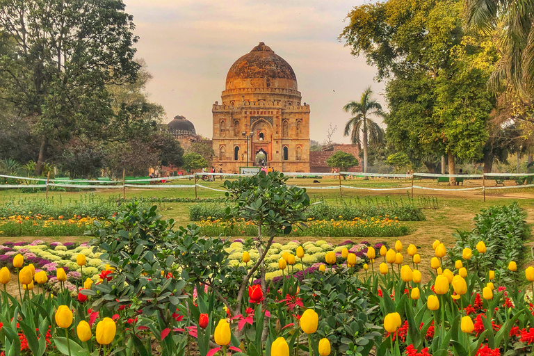 Visite exclusive de Delhi en soirée dans une voiture climatisée