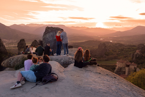 Athens: 2 Days in Meteora with 2 Guided Tours and Hotel Stay 3-Star Hotel Option