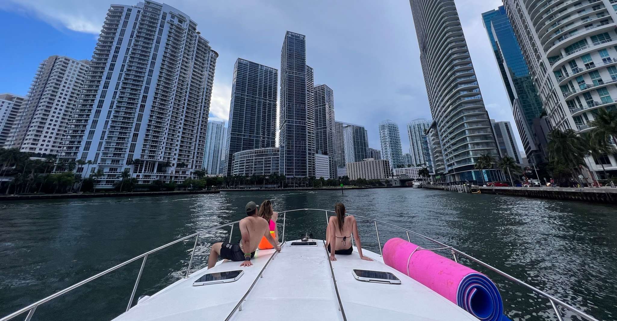 Miami, Visite de location de yachts privés avec Champagne et Snorkel - Hizvo