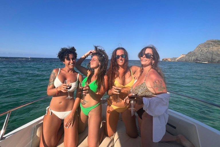 Menorca: Private Boat Excursion 8-Hour Tour