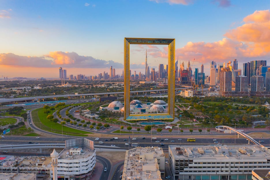 Dubai: Frame Tickets, Creek, Souks &amp; Blue Mosque Guided Tour