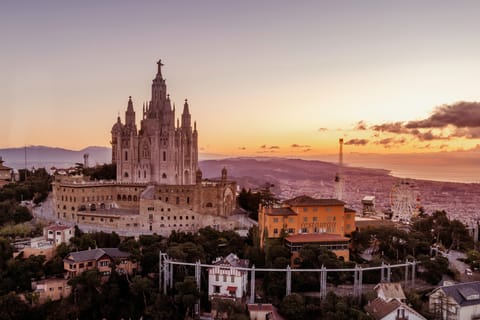 Барселона: City Pass с более чем 40 достопримечательностями и общественным транспортом