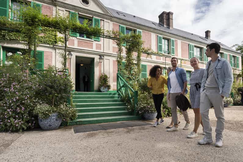 Journée à Giverny et shopping au centre McArthurGlen GetYourGuide