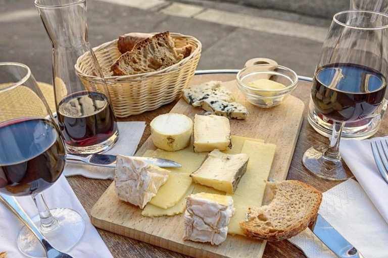 Bordeaux: Gourmet Food and Wine Tastings TourGroup Tour