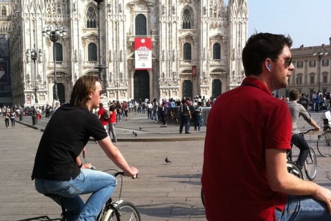 Milan: Private custom tour with a local guide 4 Hours Walking Tour