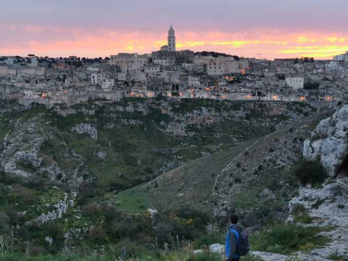 Matera: Hiking tour in the Canyon of the Gravina River