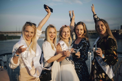 Warszawa: Impreza na łodzi i wstęp VIP do klubu
