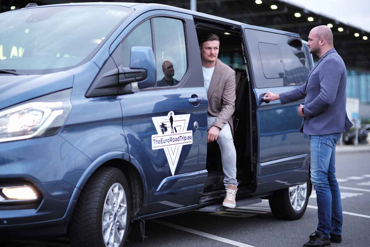 From Prague Airport: One-Way Private Transfer to Prague