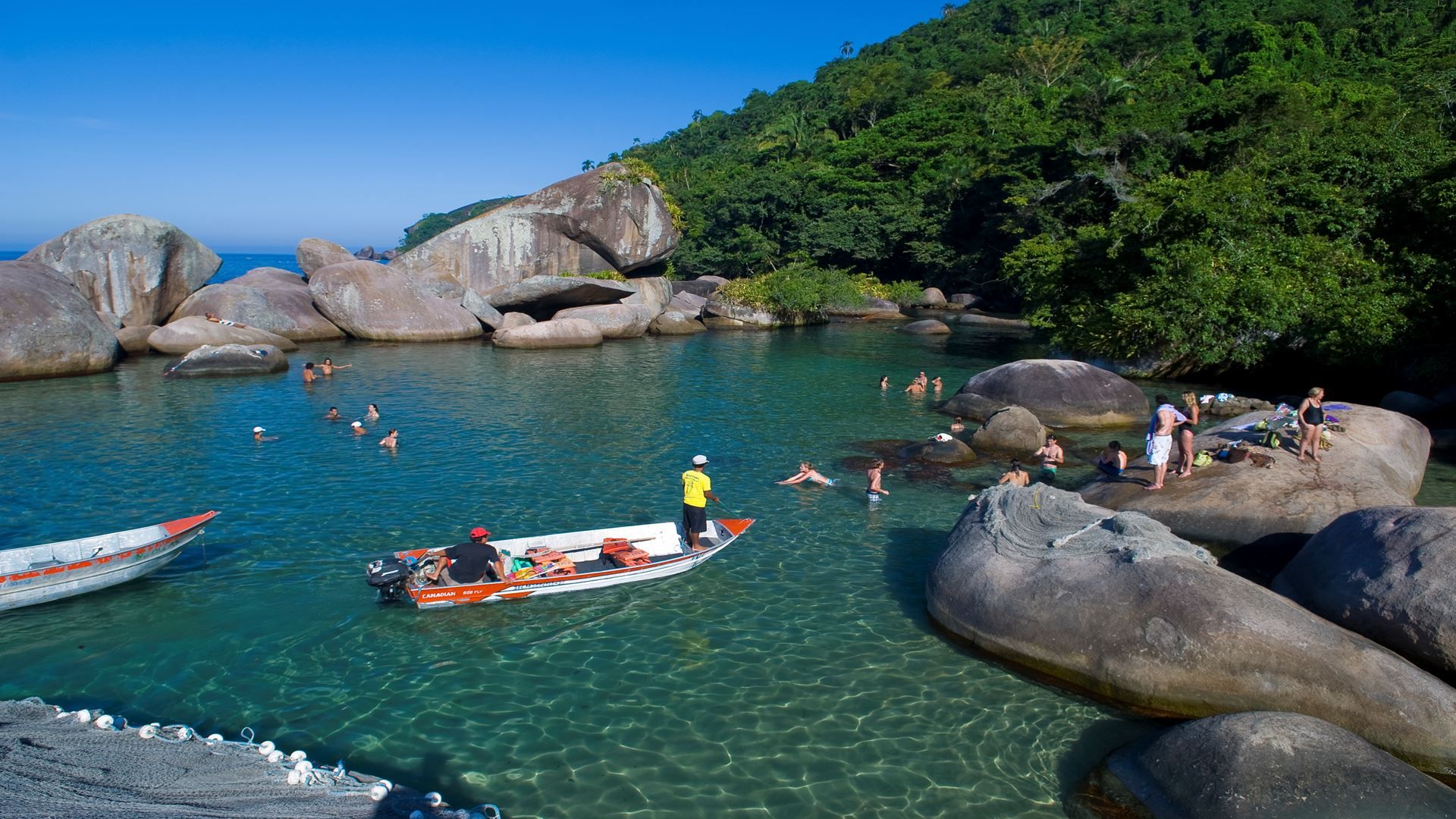 Tagestour nach Trindade: Natur- und Meeresabenteuer ab Paraty