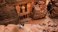 Da Amman, Petra, Wadi Rum e Trip privato del Mar Morto - Housity
