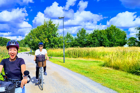 Tour en (e)Bike : BBQ, Sauna, forêt, Seurasaari & Meilahti(e) Tour d'Helsinki à vélo, barbecue, sauna et découverte des forêts cachées