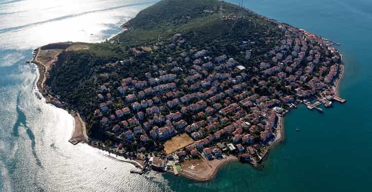 Istanbul: Princes Island Small Group Tour w/Lunch & Transfer | GetYourGuide