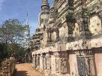 Desde Phnom Penh, Oudongk Mountain y Koh Chen Island Tour - Housity