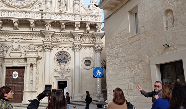 Visit Lecce Old Town Walking tour in Lecce
