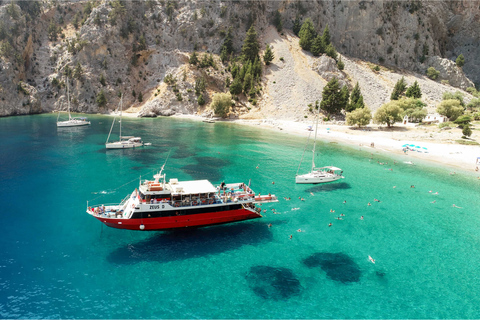 Von Rhodos aus: Kreuzfahrt zur Insel Symi und zur St. George's Bay