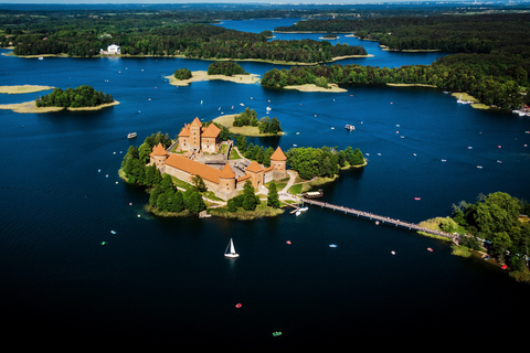 Au départ de Vilnius : visite de Trakai avec dégustation de kybynai