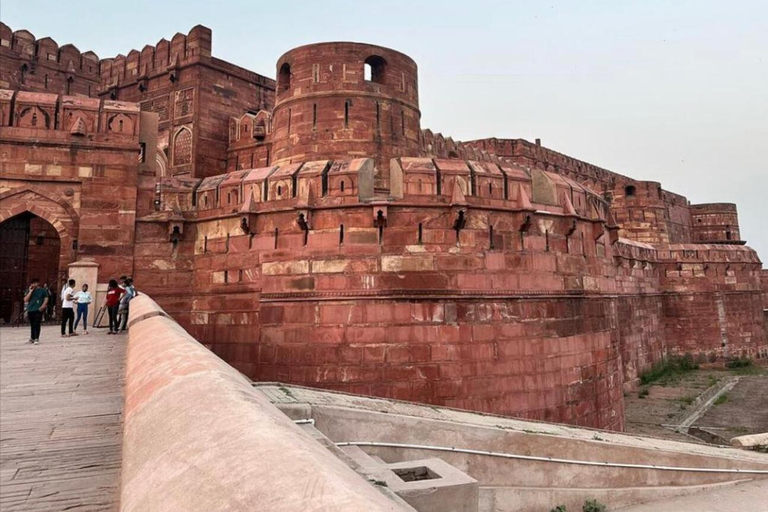 Delhi Agra Jaipur : Visite guidée de 4 jours avec transferts privésCircuit sans hôtel