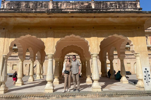 Delhi Agra Jaipur : Visite guidée de 4 jours avec transferts privésCircuit sans hôtel