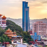 Taipei: Private custom tour with a local guide