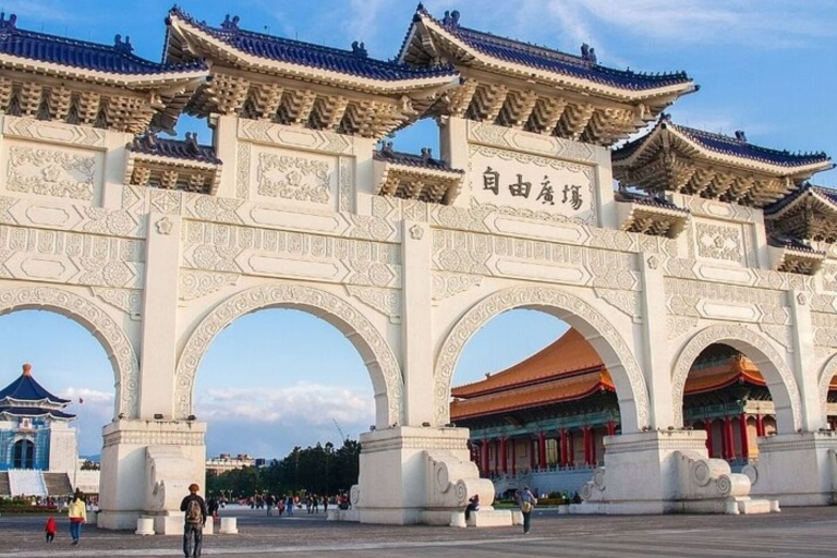 Taipei: Private custom tour with a local guide 8 Hours Walking Tour