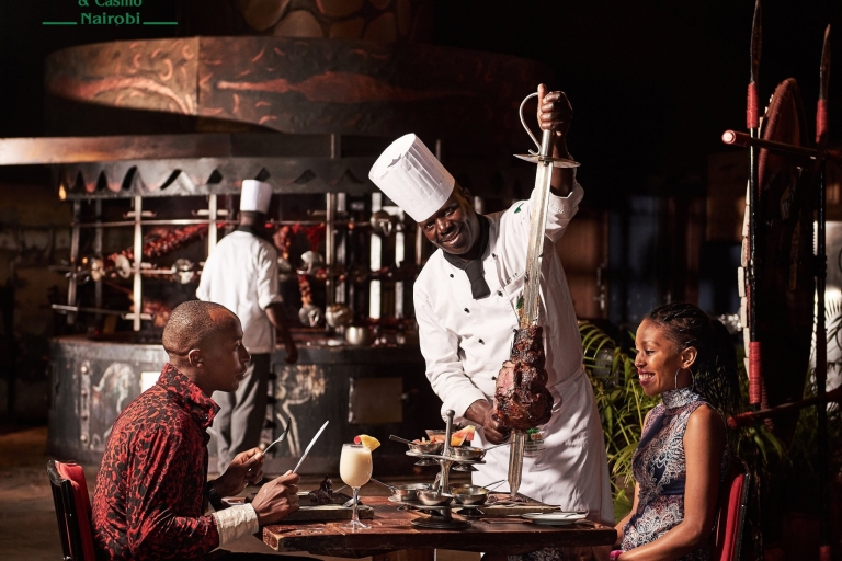 Pokaz i kolacja w hotelu Safari Park podczas wycieczki po Nairobi