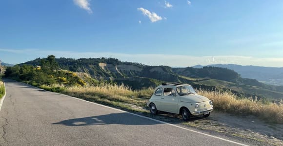 Geführte Tour mit dem Fiat 500 auf den Hügeln von Bologna