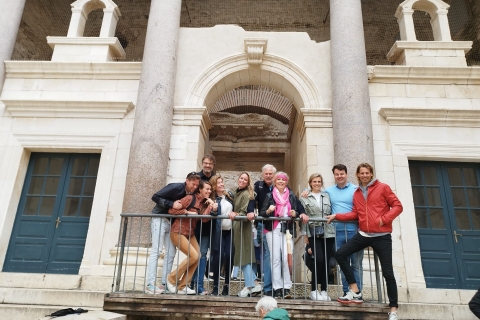Ervaar Split History Walking Tour met lokale historicusErvaar een gesplitste wandeltocht met lokale historicus